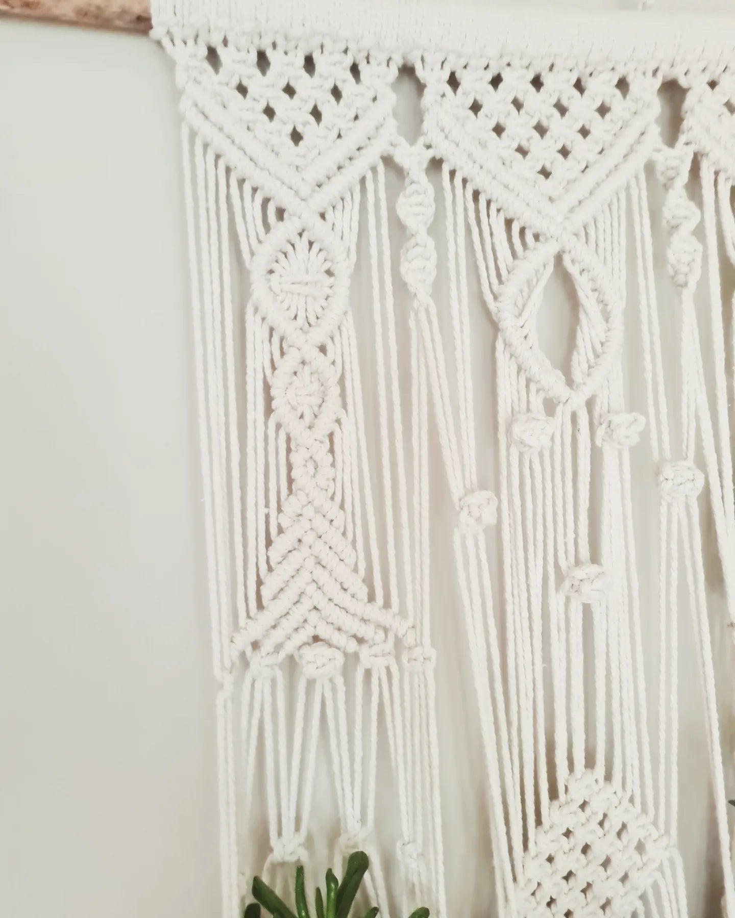 Triple hanging planter